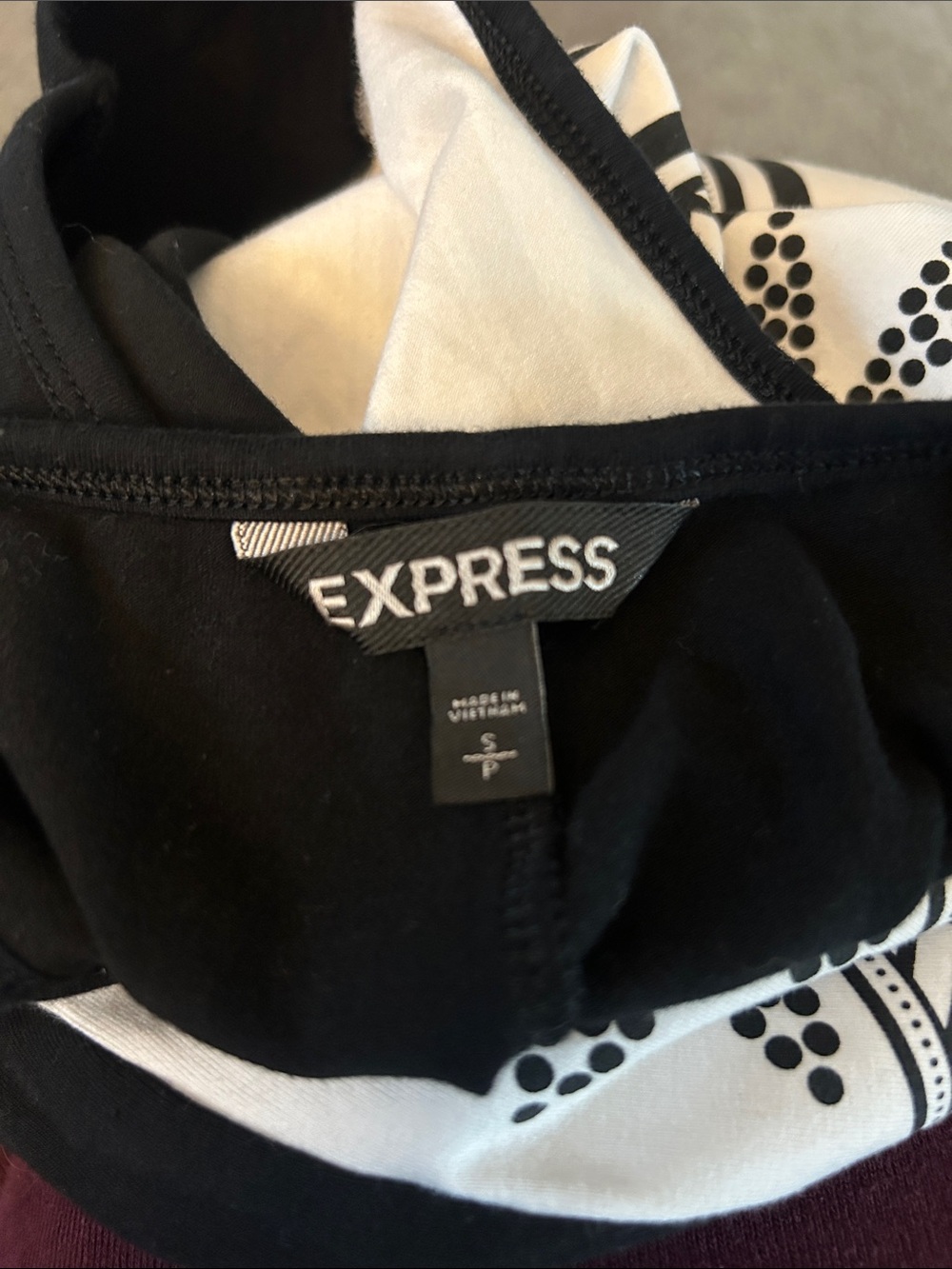 Express Black & White Geometric Bodycon Dress - Picture 9 of 10